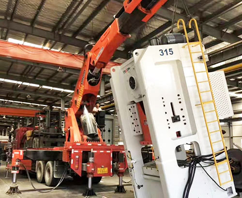 冕宁提升工作效率，选择优质折臂吊租赁服务